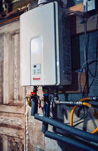 https://guildfordhotwater.com.au/uploads/2025/06/hot-water-servicing-84983.jpg