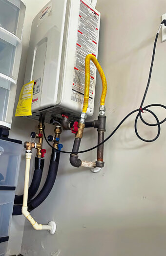 https://guildfordhotwater.com.au/uploads/2025/06/instant-hot-water-systems-65049.jpg